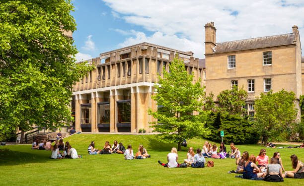 From Student to High Earner: UK Jobs Paying Well